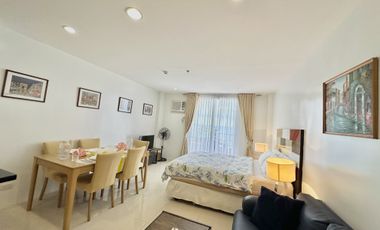 Executive Studio Beachfront