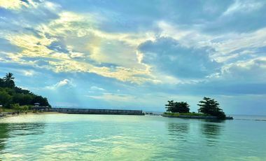 For rent Executive Studio Unit with Balcony & Ocean View, Samal Beach Resort
