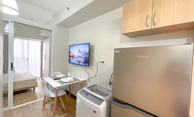 1BR, 1 Bathroom Condo Unit For Rent near SM City Davao w/ Balcony and Ocean View