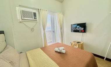 1BR, 1 Bathroom with Balcony and Ocean View Condominium for Rent, Davao City