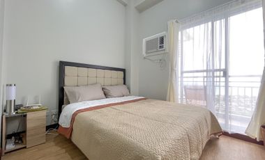 1BR, 1 Bathroom with Balcony and Ocean View Condominium for Rent, Davao City