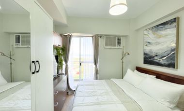 1BR, 1 bathroom Condo with balcony and ocean view for rent in Davao