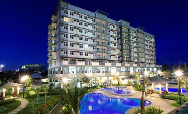 1BR, 1 bathroom Condo with balcony and ocean view for rent in Davao