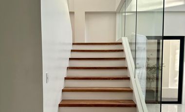 For Sale: Renovated To New Modern House in BF Homes Parañaque City