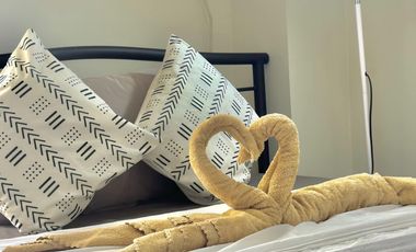 Verdon Parc 15f - 1BR Fully Furnished Unit with Balcony and Samal View