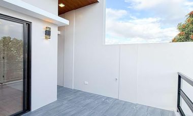 PRE-SELLING: Townhouse For Sale in Agro Homes 2, Moonwalk Village, Las Piñas