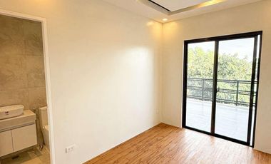PRE-SELLING: Townhouse For Sale in Agro Homes 2, Moonwalk Village, Las Piñas