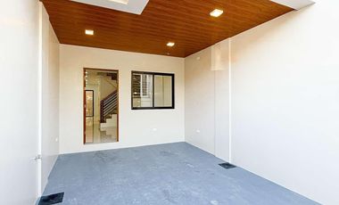 PRE-SELLING: Townhouse For Sale in Agro Homes 2, Moonwalk Village, Las Piñas