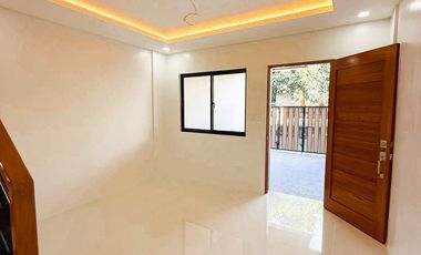 PRE-SELLING: Townhouse For Sale in Agro Homes 2, Moonwalk Village, Las Piñas