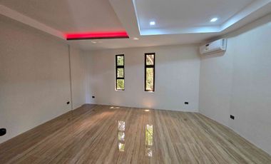 3 Storey Modern Semi Furnished Townhouse for sale in Project 8 Quezon City