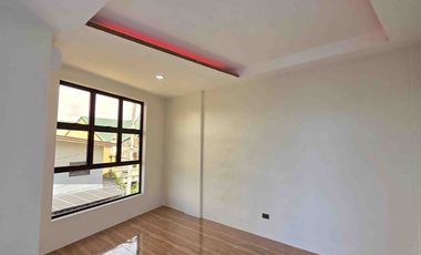 3 Storey Modern Semi Furnished Townhouse for sale in Project 8 Quezon City