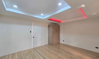 3 Storey Modern Semi Furnished Townhouse for sale in Project 8 Quezon City