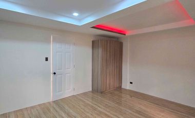 3 Storey Modern Semi Furnished Townhouse for sale in Project 8 Quezon City