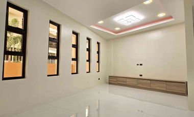 3 Storey Modern Semi Furnished Townhouse for sale in Project 8 Quezon City