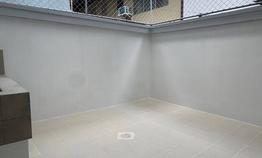 For Rent in Palm Village,Makati City