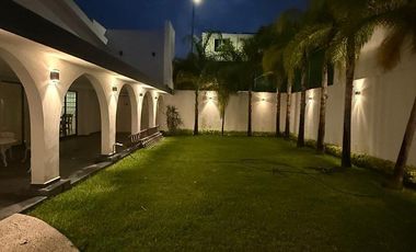 ESPECTACULAR INVERSIÓN CASA A MINUTOS DE C.U , BLVD VALSEQUILLO Y LAS TORRES