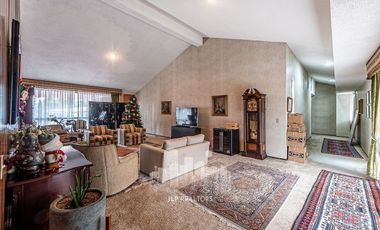 Casa en Venta en Lomas Hipódromo Naucálpan de Juarez