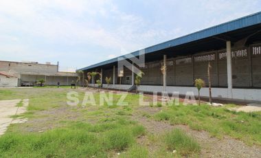 Barrio de El Zapote: Amplia bodega apta para un desarrollo inmobiliario.