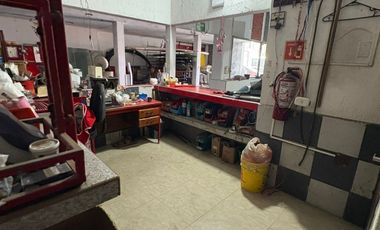 Local comercial dos pisos en col. Centro