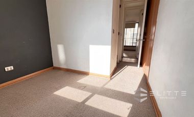 Departamento En Arriendo De Dos Dorm. Dos Baños En Santiago.