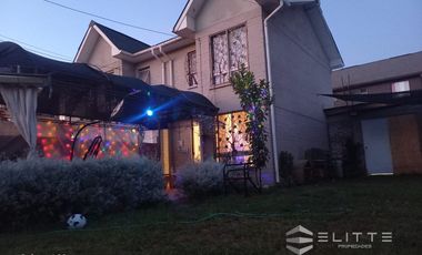 Casa En Venta Con Gran Terreno En Paine