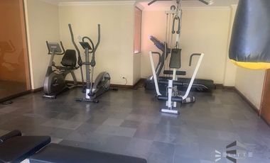 Departamento en arriendo de 2 dormitorios c/ estacionamiento en Barrio Italia