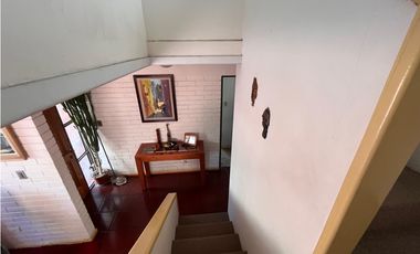 SE VENDE CASA ESQUINA EN VILLA EL INGLES