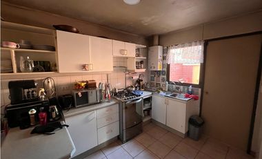 SE VENDE CASA ESQUINA EN VILLA EL INGLES