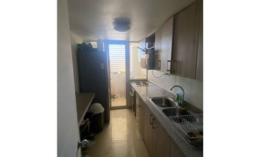 SE ARRIENDA DEPARTAMENTO EN EDIFICIO CENTRO PLAZA AMOBLADO