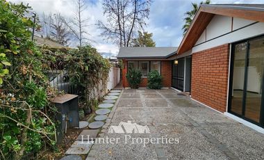 Casa en Arriendo en Vitacura con Padre Hurtado