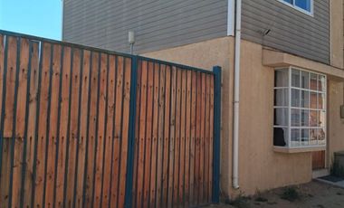 Casa en Arriendo en lago lanalhue 1701