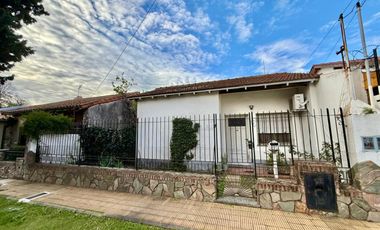 Venta - Cabildo 4475 -  Casa de 3 amb Villa Ballester .