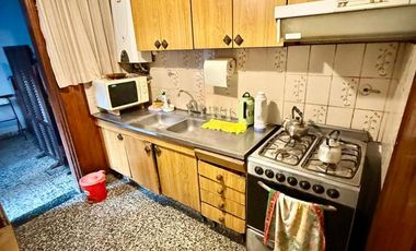 Venta - Cabildo 4475 -  Casa de 3 amb Villa Ballester .