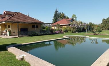 2 casas 2 pisos condominio Malloco 260/4700