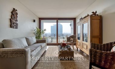 Se vende impecable y cálido Departamento remodelado, en La Reina.