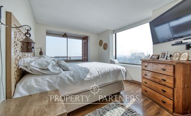 Se vende impecable y cálido Departamento remodelado, en La Reina.