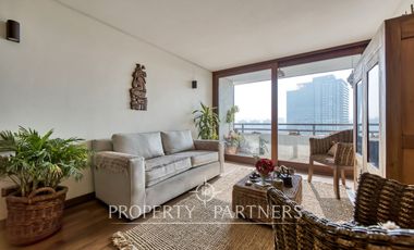 Se vende impecable y cálido Departamento remodelado, en La Reina.
