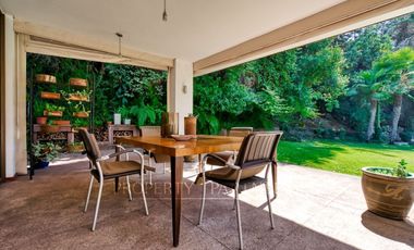 Casa  con precioso jardín en Santa María