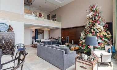 GRAN OPORTUNIDAD DE COMPRA - PENT HOUSE CON DOBLE ALTURA, PRECIOSA VISTA A LA CIUDAD 360°