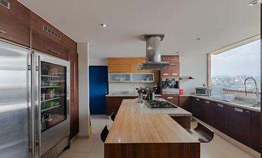 GRAN OPORTUNIDAD DE COMPRA - PENT HOUSE CON DOBLE ALTURA, PRECIOSA VISTA A LA CIUDAD 360°