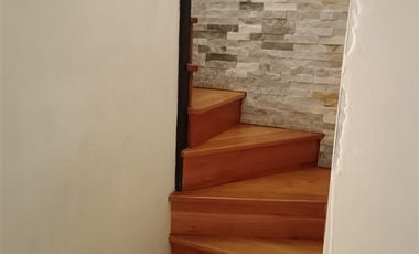 Casa en Arriendo en Cercano a notaría de Machali