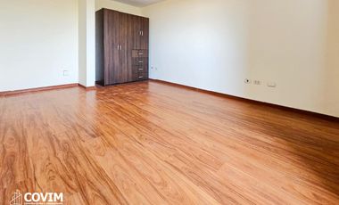 En Alquiler Casa en Cayma – Urb. Valle Escondido