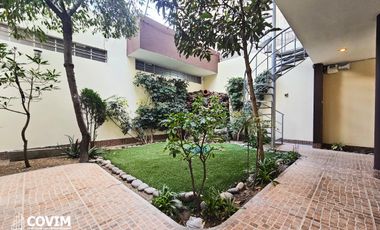 En Alquiler Casa en Cayma – Urb. Valle Escondido