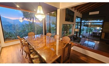 Espectacular Casa Amoblada en Arriendo
