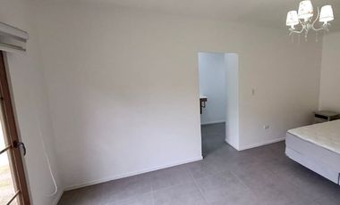 Se vende linda parcela con casa en San Fernando