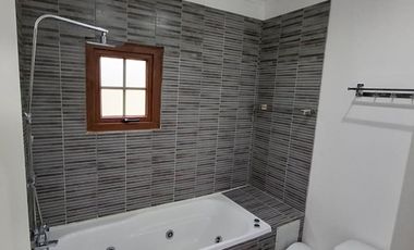 Se vende linda parcela con casa en San Fernando