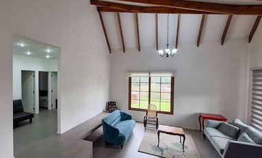 Se vende linda parcela con casa en San Fernando