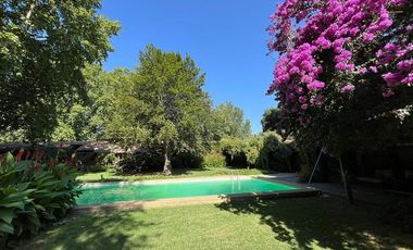 HERMOSA CASA DE CAMPO