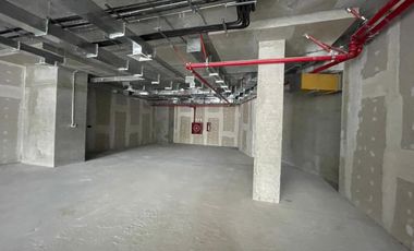 ARRIENDO Local Comercial de 178,48 m2, Metro Manuel Montt,