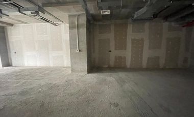 ARRIENDO Local Comercial de 178,48 m2, Metro Manuel Montt,